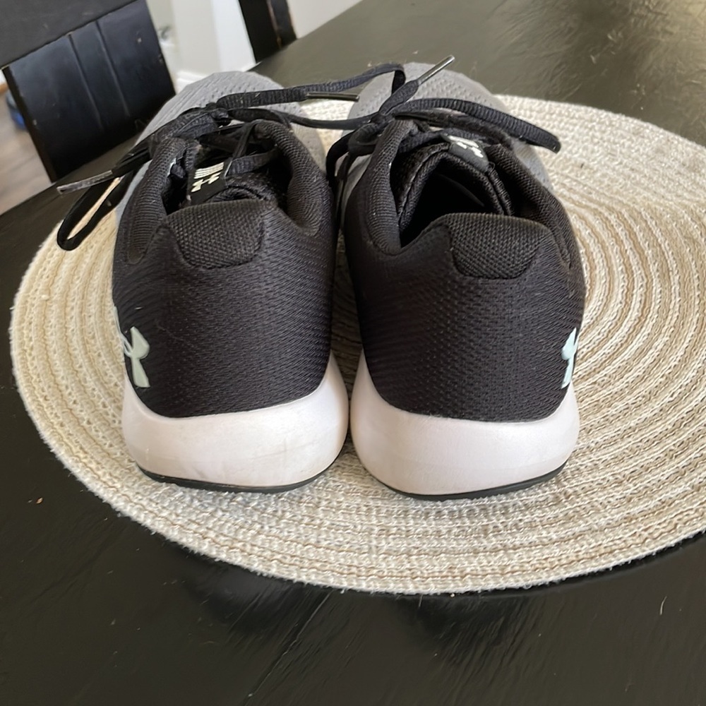 Under armour sneakers - Picture 7 of 9